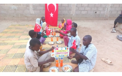 Çad ülkesinde yemek dağıtımı yapıldı Kasım 2022