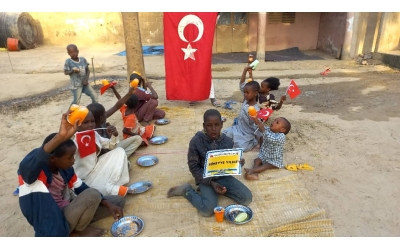 2023 yılının ilk yemek dağıtımını Afrika Kamerun ülkesinde yaptik