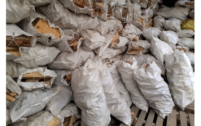 İhtiyaç sahibi Ailelerimize Odun yardımlarına başladık