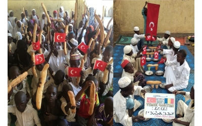 Yemek ve ekmek dağıtımları devam ediyor