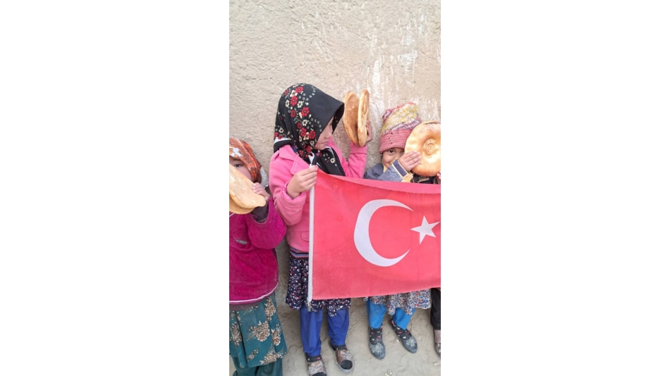 Afganistan köylerinde ekmek dağıtımlarımız devam ediyor Aralık 2022