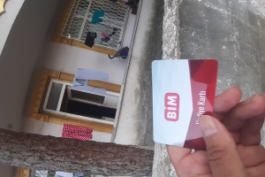 Kurban Bayramı öncesi yetim ve yoksul ailelerimize market kartı BİM kart dağıtımında bulunduk