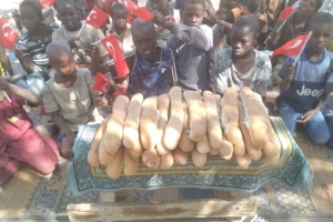 Afrika Kamerun Ekmek dağıtımı 2022