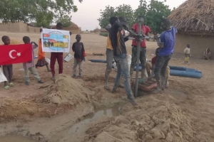 Afrika Kamerun şehit Mehmetçikler su kuyusu çalışmaları devam ediyor 2022
