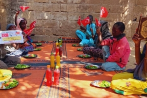 Afrika Mali Kuranı kerim ve Yemek dağıtım 2032