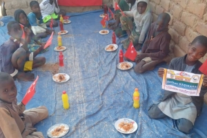 Afrika Niger yemek dağıtımlarimiz