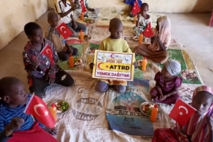 Afrika Benin ülkesinde yemek dağıtımlarımız devam ediyor