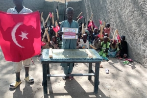 Afrika Kamerun ülkesinde Ekmek dağıtımı yapıldı.