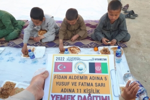 Afganistan bölgesindeki yemek dağıtımlarimiz devam ediyor