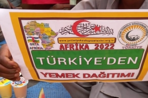 Dünyanın 2.en Fakir ülkesi Afrika Orta Afrika Cumhuriyeti yemek dağıtımı 20 Görsel