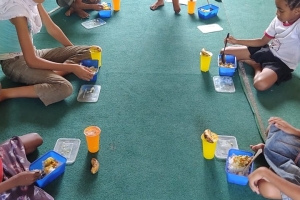 Madagaskar da yemek dağıtımı