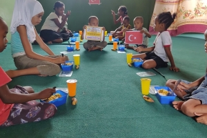 Madagaskar da yemek dağıtımı