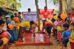 Arakan kamplarında Hz. Hud A.s su kuyusunun açılışını yaptık