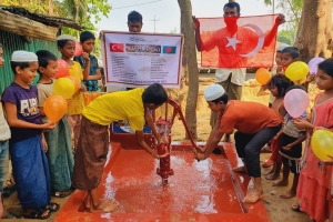 Arakan kamplarında Hz. Hud A.s su kuyusunun açılışını yaptık