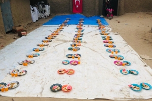 Afrika Çad bölgesinde iftar yemeği dağıtımı yapıldı Ramazan 2022