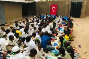 Afrika Çad bölgesinde iftar yemeği dağıtımı yapıldı Ramazan 2022