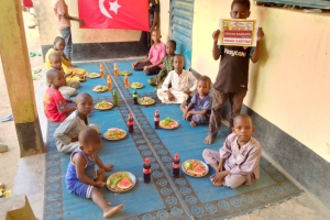 Afrika Kamerun yemek dağıtımı Temmuz 2022