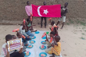 Yemek Dağıtımlarımız devam ediyor Ağustos 2022 Afrika Kamerun'