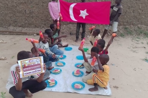 Yemek Dağıtımlarımız devam ediyor Ağustos 2022 Afrika Kamerun'