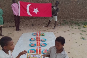 Yemek Dağıtımlarımız devam ediyor Ağustos 2022 Afrika Kamerun'