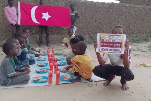 Yemek Dağıtımlarımız devam ediyor Ağustos 2022 Afrika Kamerun'