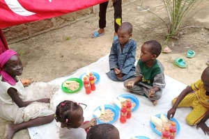 Afrika Kamerun'da yemek Dağıtımlarımız devam ediyor Ağustos 2022 