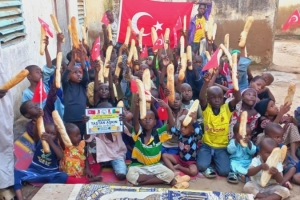 Afrika BENİN Ekmek Dağıtımlarımız devam ediyor Ağustos 2022 