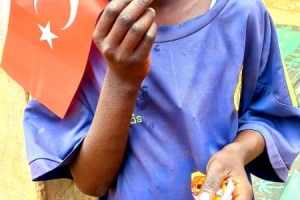 Afrika BENİN bisküvi dağıtımı Eylül 2022 Yetimi yoksulu gözetenler Derneği 