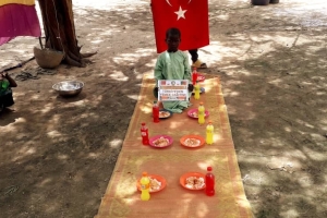 Afrika Kamerun yemek dağıtımı Eylül 2022 Yetimi yoksulu gozetenler derneği 