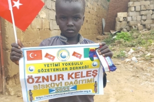 Bisküvi dağıtımlarimiz devam ediyor Afrika Benin Eylül 2022 