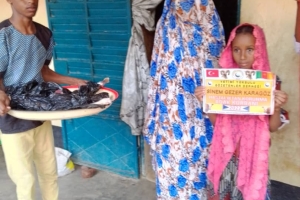 Afrika Kamerun Adak kurbani kesilip yetim yoksul ailelere dağıtıldı Eylül 2022