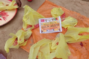 Kurban kesimlerimiz devam ediyor Bugün Afrika Kamerunda yetim ve yoksul ailelere dağıtıldı 2022 Eylül 