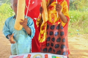 Afrika Benin'de yetim ve yoksul ailelere ekmek dağıtımı yapıldı Yetimi ve yoksulu gözetenler Derneği Eylül 2022