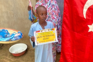 Afrika Kamerun bölgesinde Şükür kurbanı kesip yetim ve yoksul ailelere dağıtıldı Yetimi yoksulu gozetenler derneği Eylül 2022