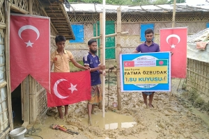 Arakan kampları Merhume FATMA Õzbudak su kuyusu sondaj ve suyun bulunması kuyu taşı yapilmasi