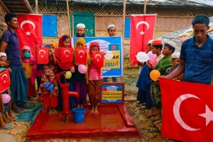 Merhume FATMA Õzbudak su kuyusu açılışınıi yaptık ARAKAN KAMPLARI Ekim 2022