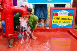 Merhume FATMA Õzbudak su kuyusu açılışınıi yaptık ARAKAN KAMPLARI Ekim 2022