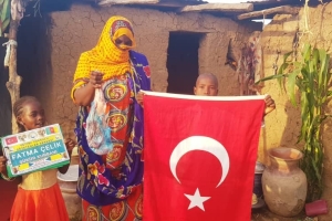 Afrika Kamerunun yoksul köylerindeki ailelere kurban eti dağıtımında bulunduk Ekim 2022