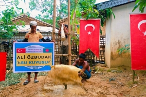 ALİ özbudak su kuyusu Bangladeş Arakan kampları su kuyusu sondaj çalışmaları ve suyun bulunması Ekim 2022
