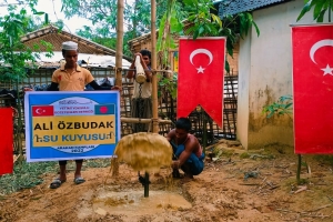ALİ özbudak su kuyusu Bangladeş Arakan kampları su kuyusu sondaj çalışmaları ve suyun bulunması Ekim 2022