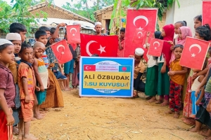 Ali Özbudak su kuyusu Bangladeş Arakan kampları temel atma töreni Ekim 2022