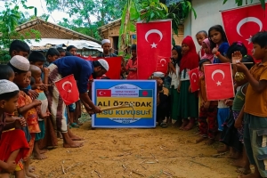 Ali Özbudak su kuyusu Bangladeş Arakan kampları temel atma töreni Ekim 2022
