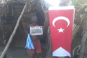 Afrika Madagaskar köylerinde hayırseverimiz adına şifa kurbanı kesilip yetim ve yoksul ailelere dağıtıldı Ekim 2022