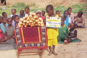 Afrika kamerun'da mevlit kandili dolayısıyla yemek ve ekmek ikramında bulunduk 07 Ekim 2022