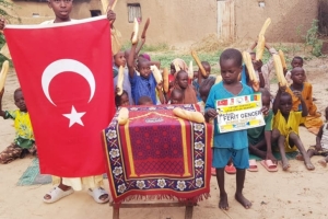 Afrika kamerun'da mevlit kandili dolayısıyla yemek ve ekmek ikramında bulunduk 07 Ekim 2022