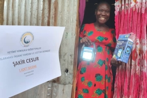 Afrika Uganda ışıldak dağıtım yapıldı 