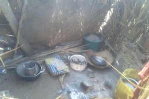 Afrika Madagaskar ülkesinde yetim ve yoksul aileler için akika kurbanı kestirip evlerinde ziyaret ederek etlerin dağıtımını yaptık