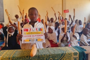 Ekmek dağıtımlarımız Afrika Kamerun'da devam ediyor 