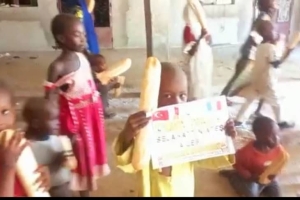 Ekmek Dağıtımlarımız Afrika Çad bölgesinde devam ediyor