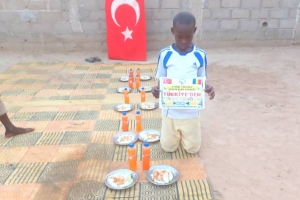 Çad ülkesinde yemek dağıtımı yapıldı Kasım 2022